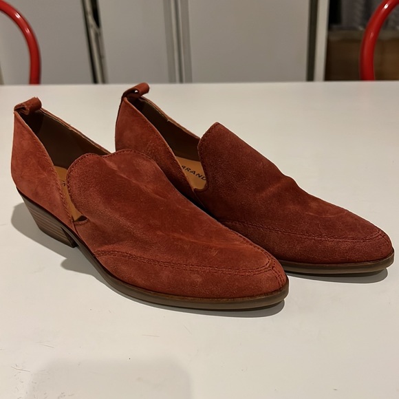 Lucky Brand Mahzan Suede Booties Size 6.5 NWOB - Picture 2 of 7